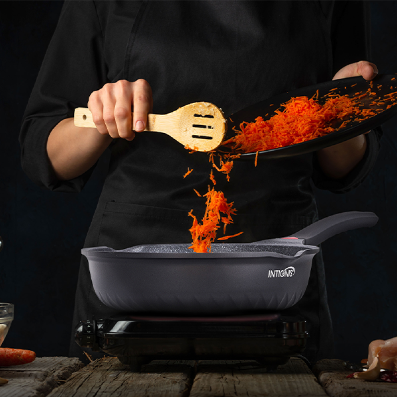 Frying Pan with Lid - 24cm/2.5L